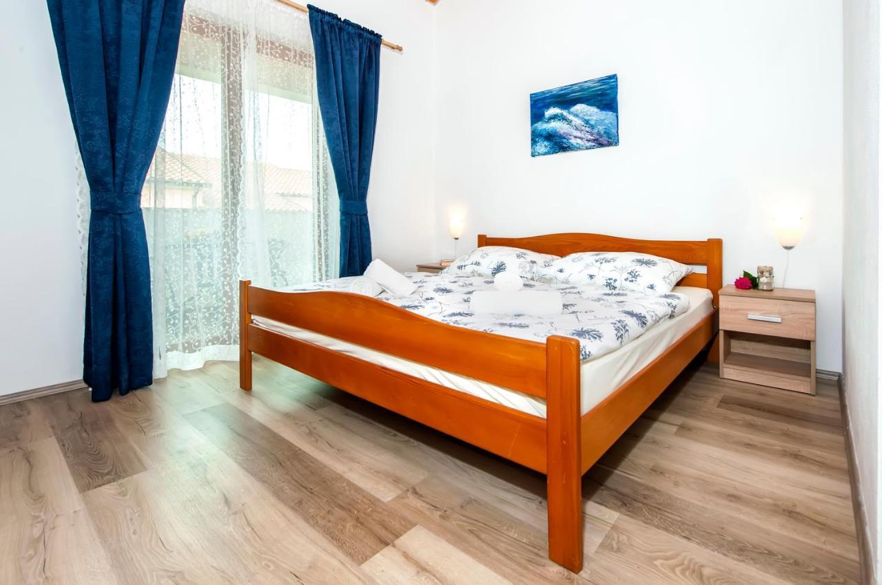 Apartman Near Beach Pelagic Sea View Rovinj Luaran gambar