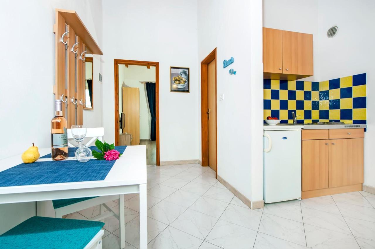 Apartman Near Beach Pelagic Sea View Rovinj Luaran gambar
