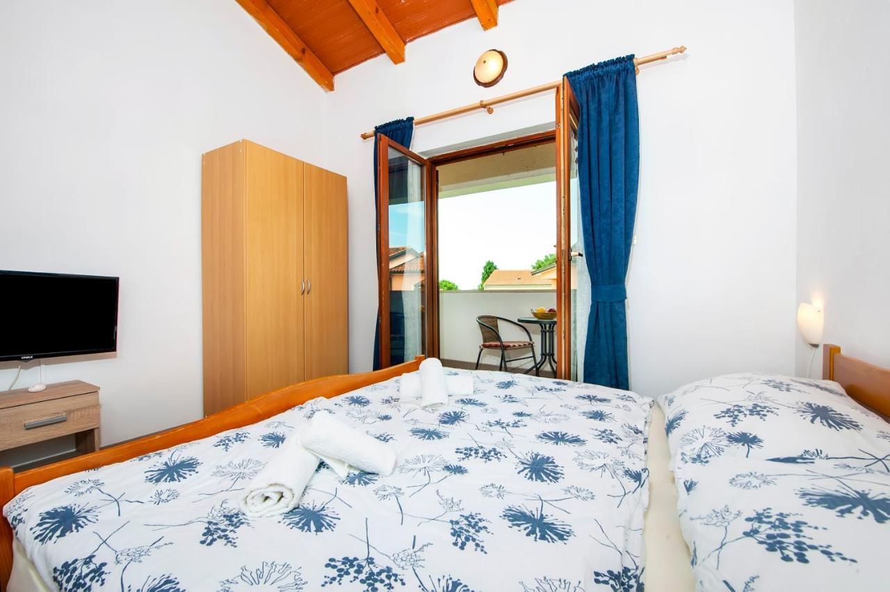 Apartman Near Beach Pelagic Sea View Rovinj Luaran gambar